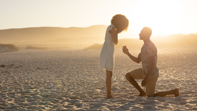 Goti la uchumba la mwanamume mjadala mpana